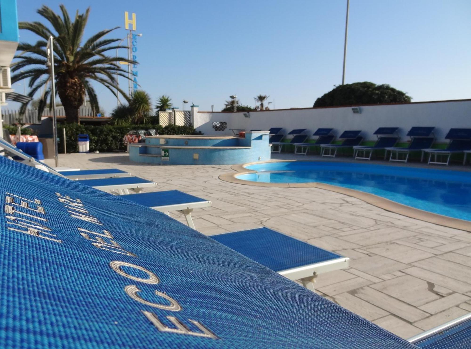 Hotel Eco Del Mare Marina di Massa Zewnętrze zdjęcie