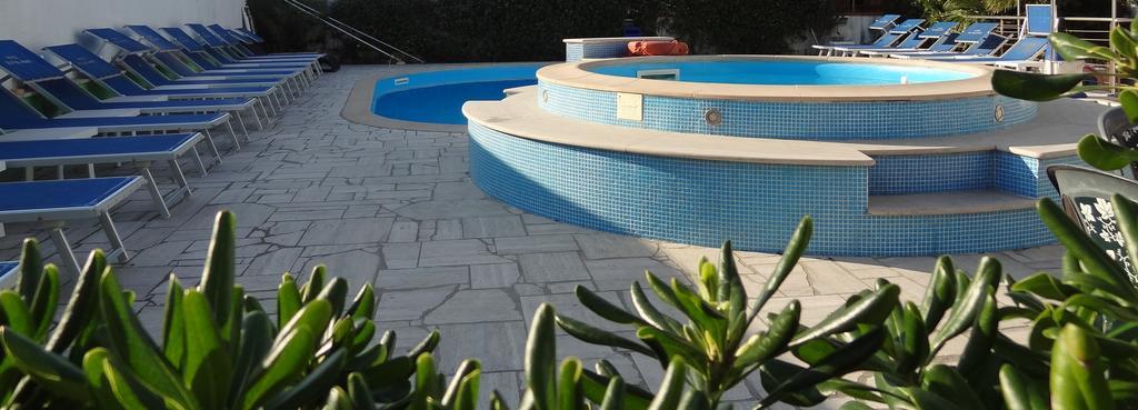 Hotel Eco Del Mare Marina di Massa Zewnętrze zdjęcie