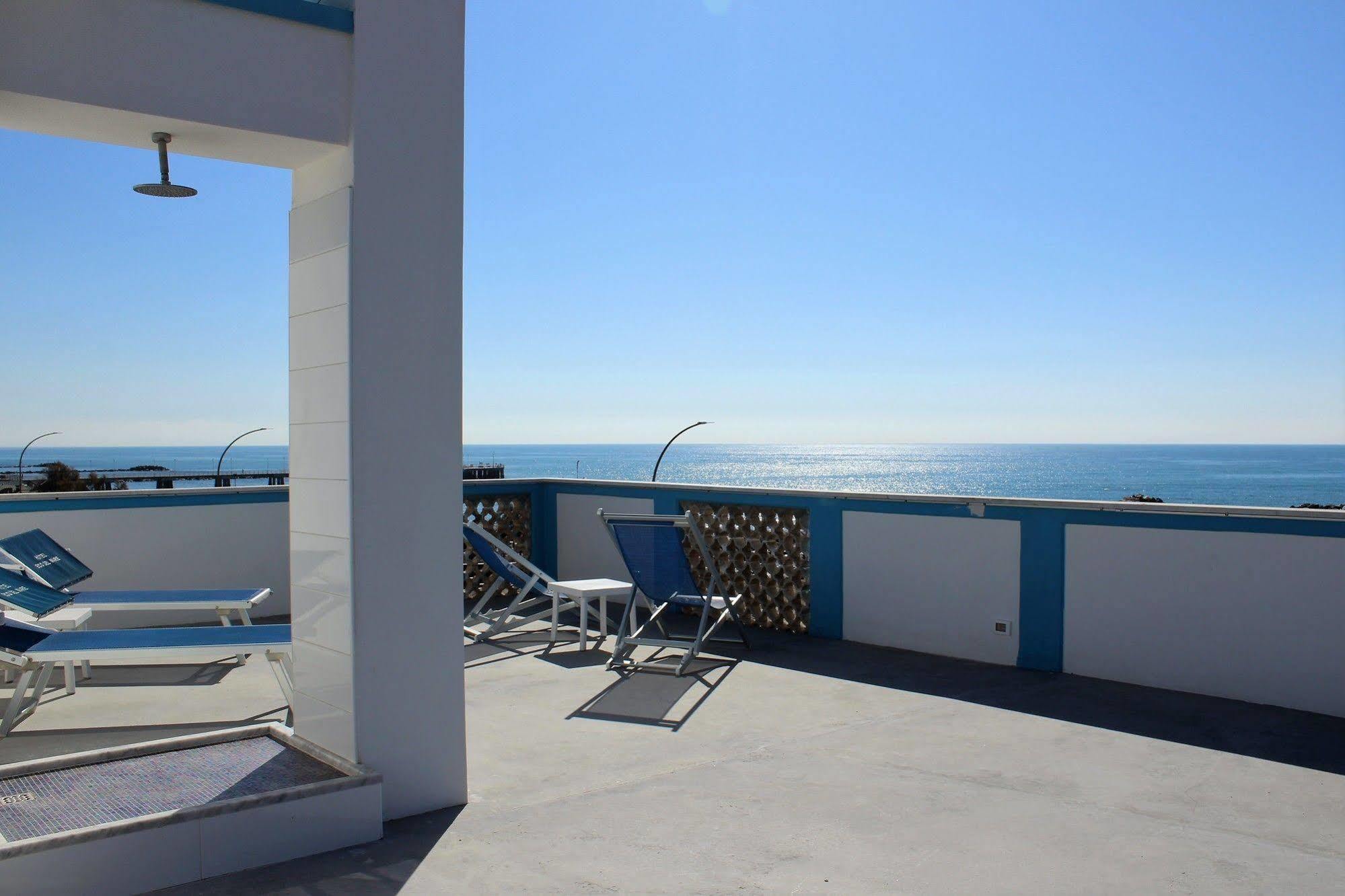 Hotel Eco Del Mare Marina di Massa Zewnętrze zdjęcie