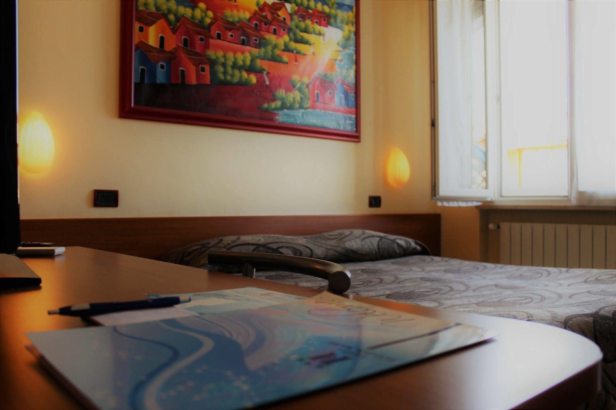 Hotel Eco Del Mare Marina di Massa Zewnętrze zdjęcie